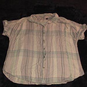 Women’s Button down shirt